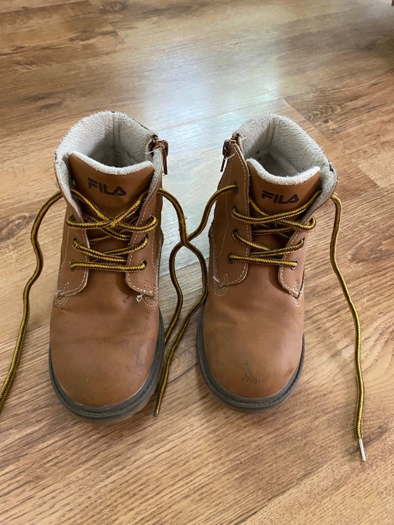 Fila hoge schoenen maat 30, bruin, Fila, Jongen of Meisje, Schoenen, Ophalen of Verzenden
