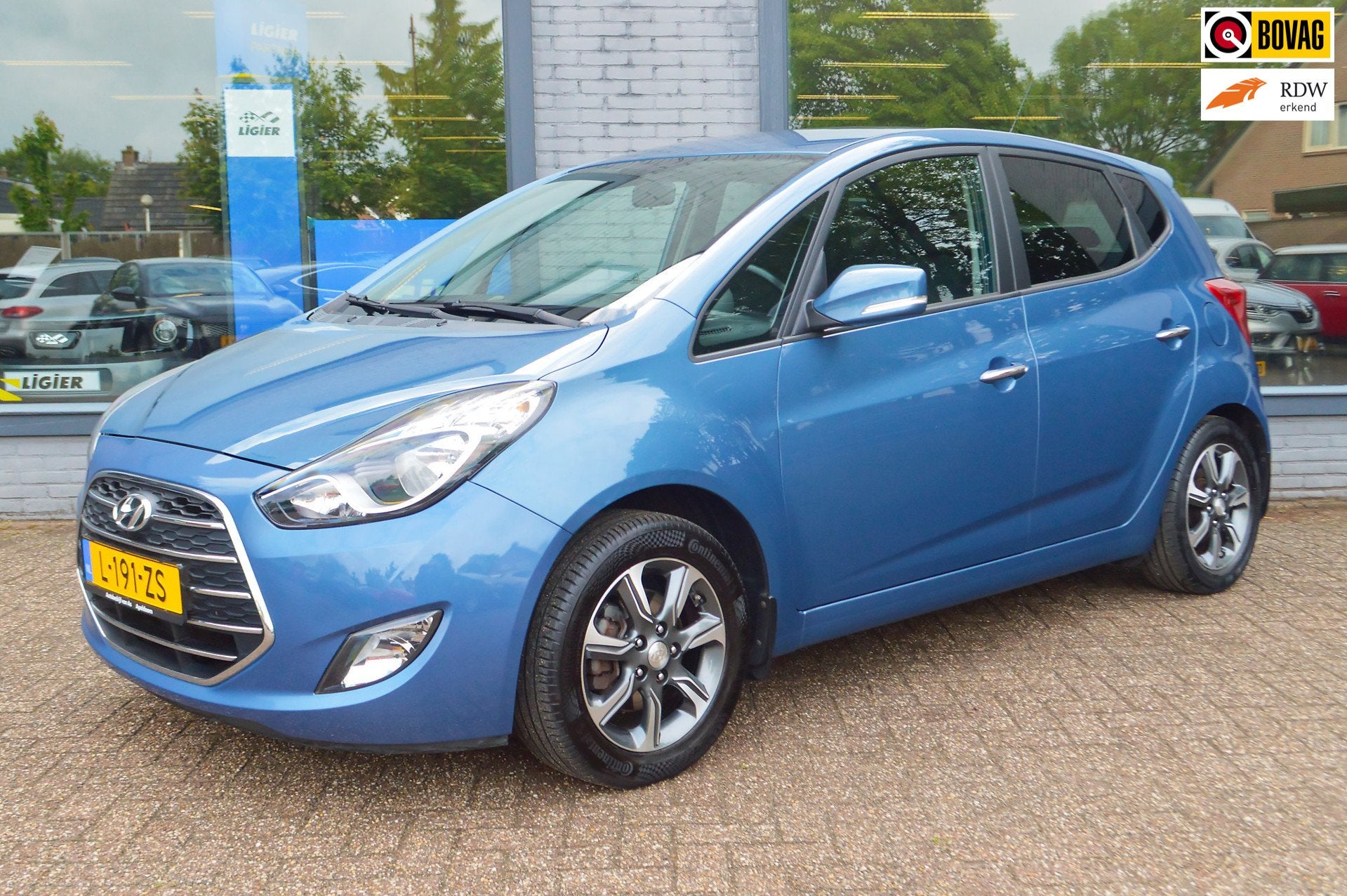 Hyundai Ix20 1.6i Go! | Trekhaak | Cruise | Camera | Navigat, Gebruikt, 4 cilinders, Blauw, 1197 kg