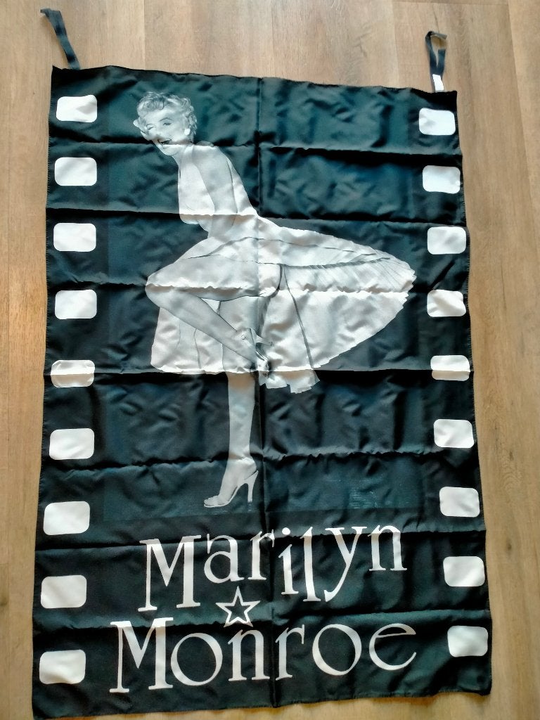 Marilyn Monroe model artiest vintage tv film vlag, Verzamelen, Ophalen of Verzenden, Zo goed als nieuw