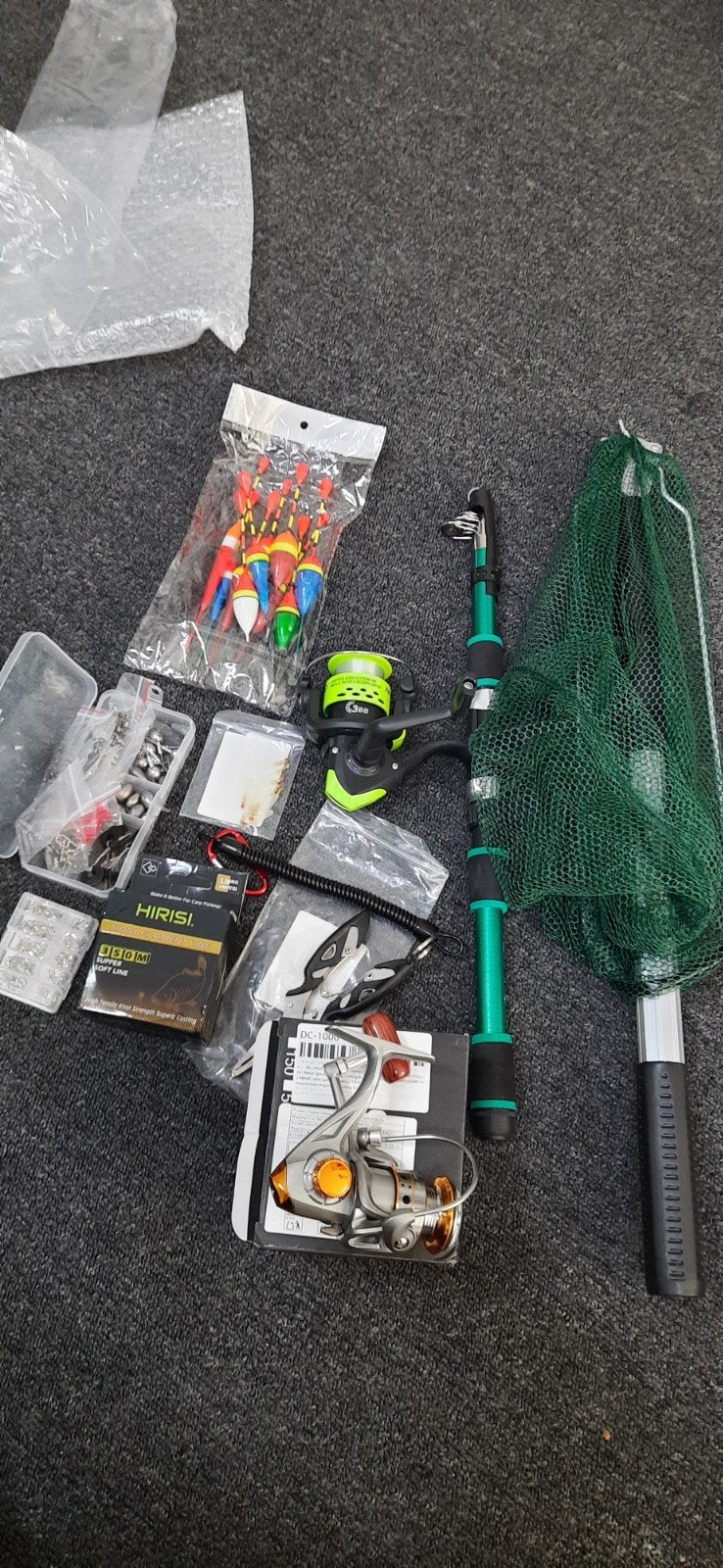 Complete visset met hengel, molen en accessoires, Ophalen, Nieuw, Complete hengel
