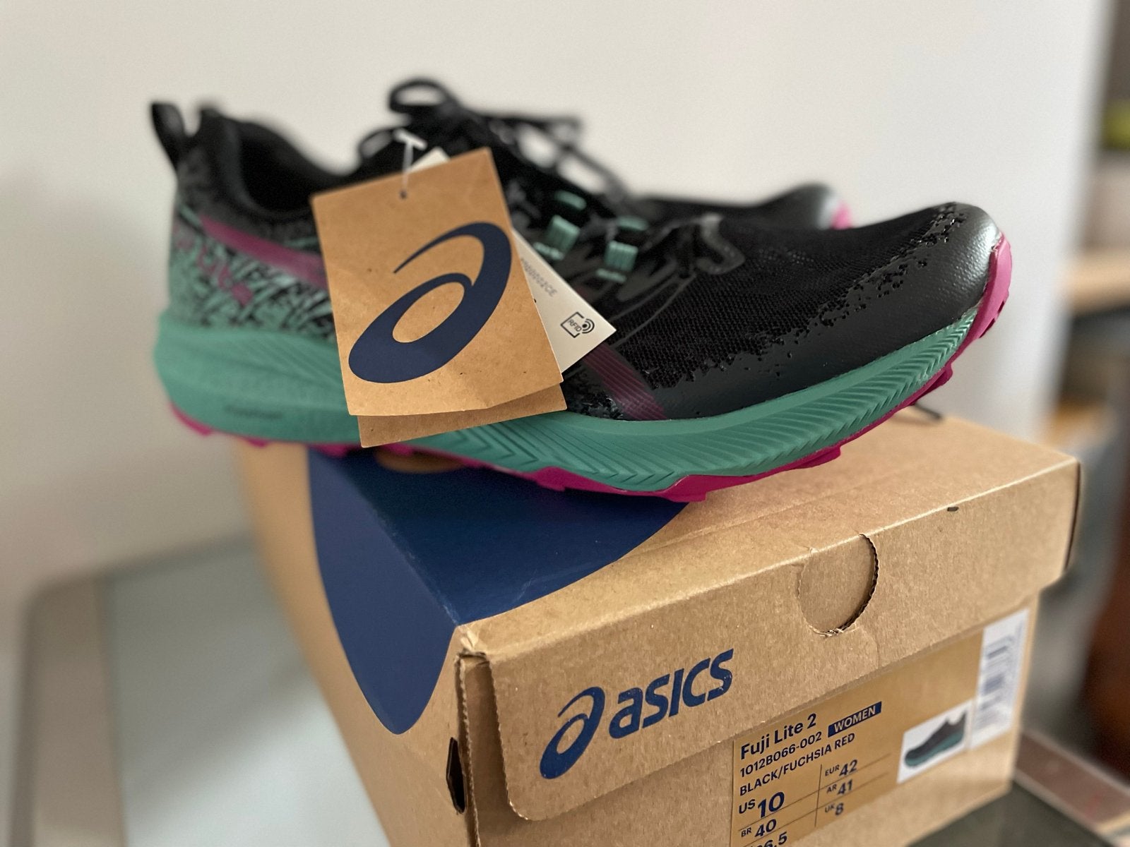 Nieuwe Asics hardloopschoenen - Maat 40/41, Ophalen of Verzenden, Nieuw, Zwart, Sportschoenen
