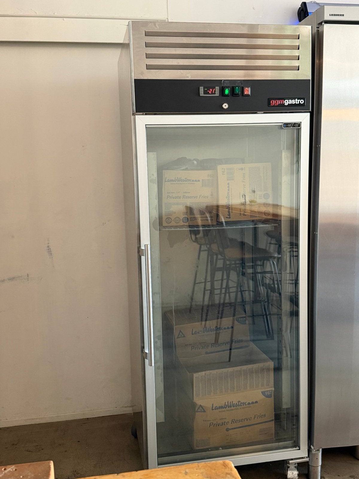GGMgastro Professionele Vrieskast met Glazen Deur, Ophalen, 200 liter of meer, 60 cm of meer, Met aparte vriezer