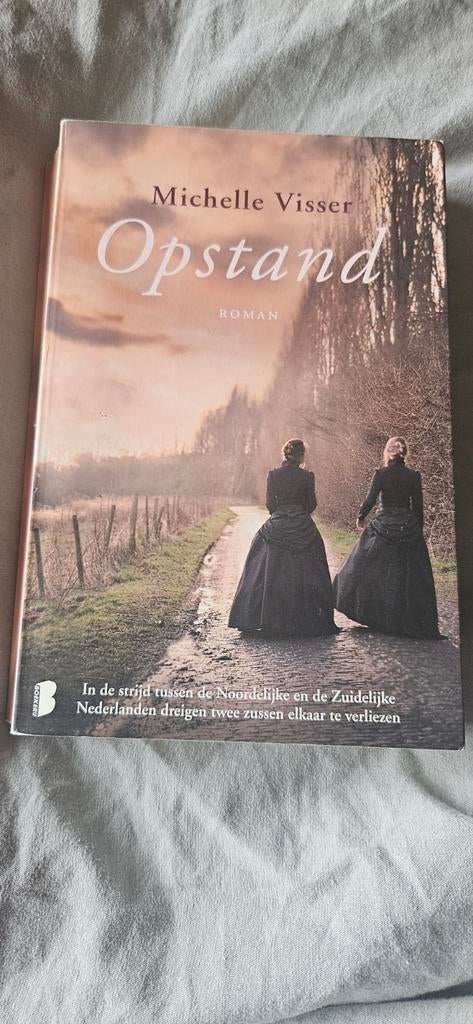 Michelle Visser - Opstand, Boeken, Ophalen of Verzenden, Zo goed als nieuw, Michelle Visser