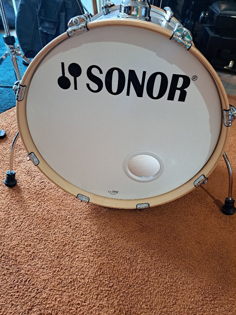 Sonor aq2 basdrum 20x16 whp, Muziek en Instrumenten, Drumstellen en Slagwerk, Verzenden, Gebruikt, Sonor