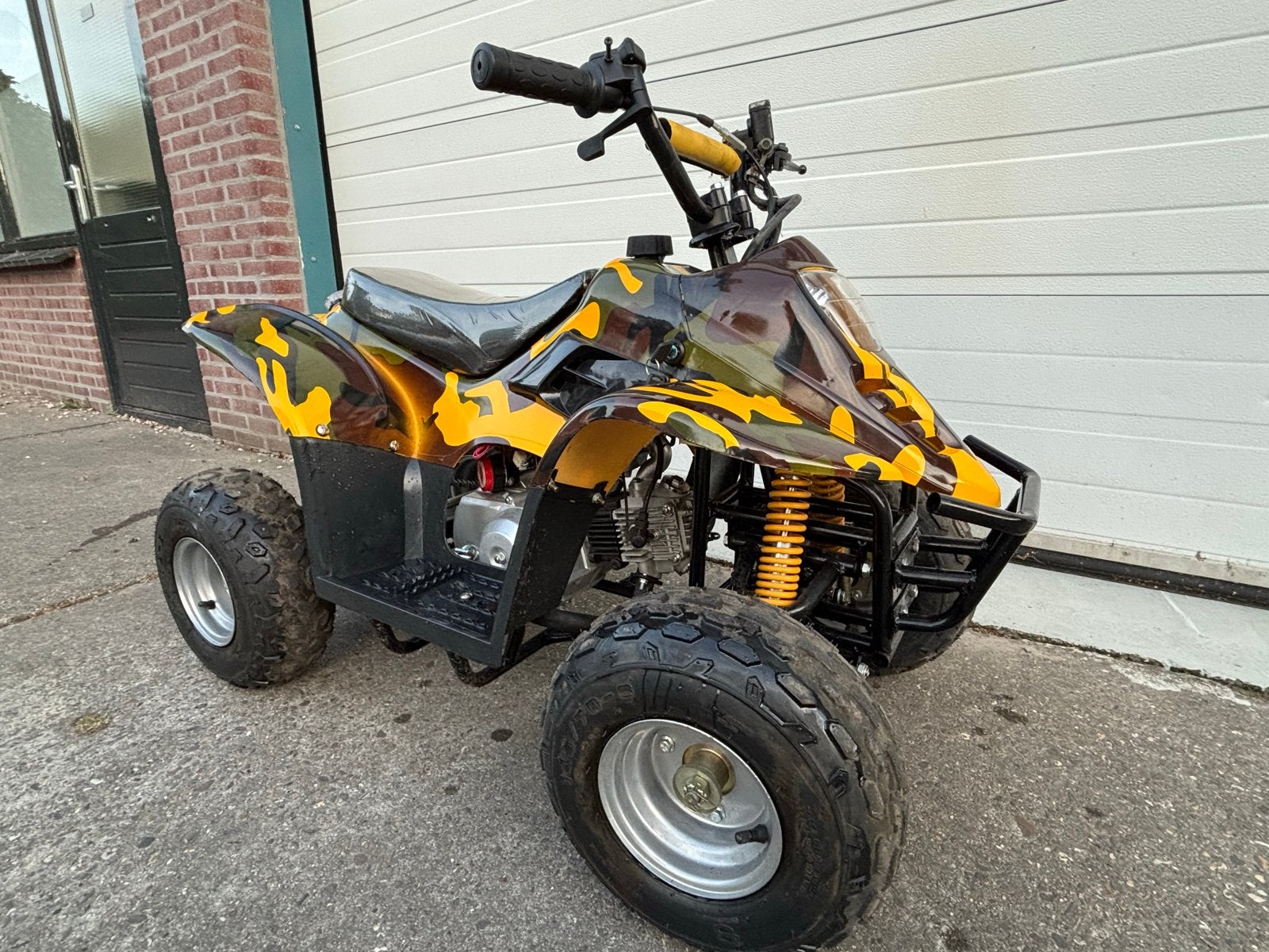 Kinderquad met elektrische start en nieuwe accu (4-8 jaar), Ophalen, Zo goed als nieuw