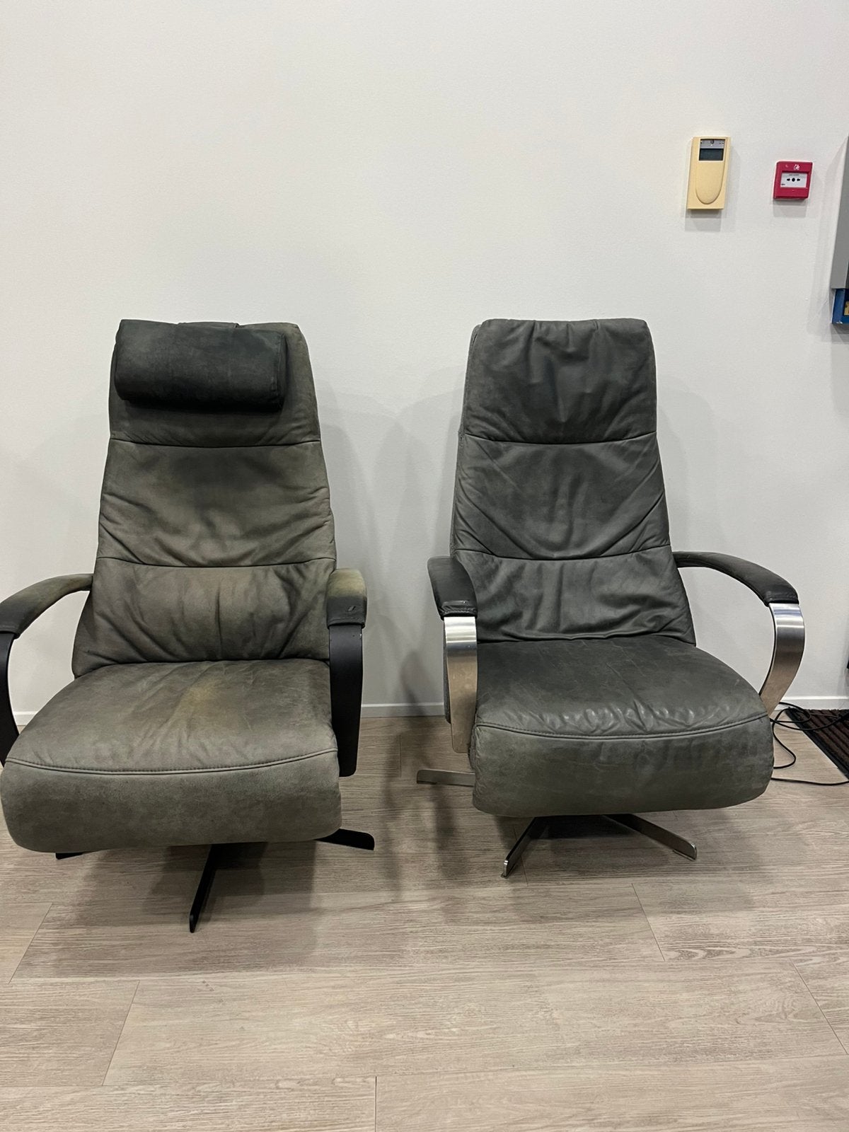 2 Prominent Humberto E100 Groen/Grijs Relaxfauteuil Sta-op L, Huis en Inrichting, Fauteuils, Ophalen, Minder dan 75 cm, Zo goed als nieuw