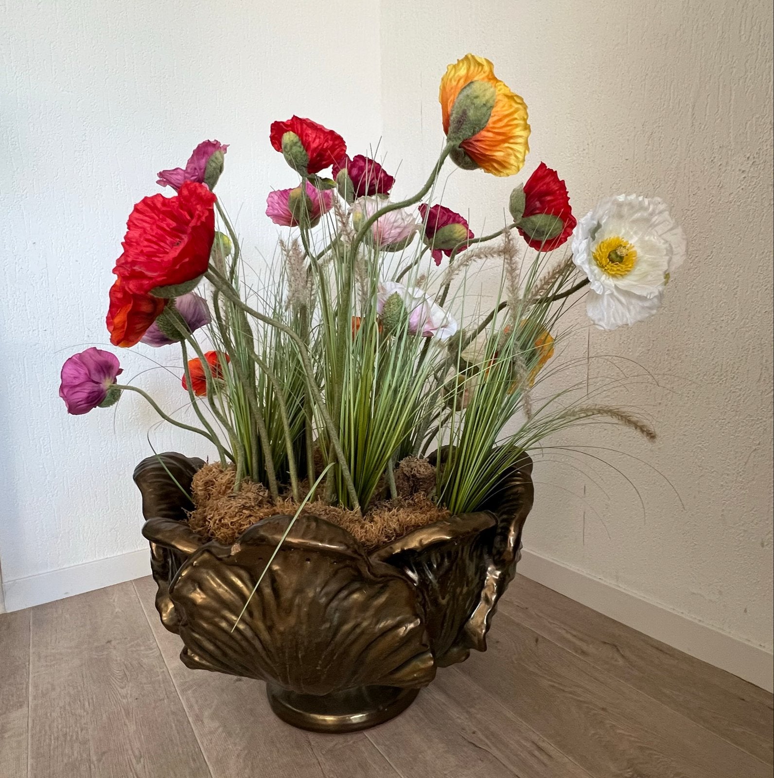 Prachtig kunstbloemstuk in bronzen pot, Ophalen, Binnen, Textiel, Zo goed als nieuw