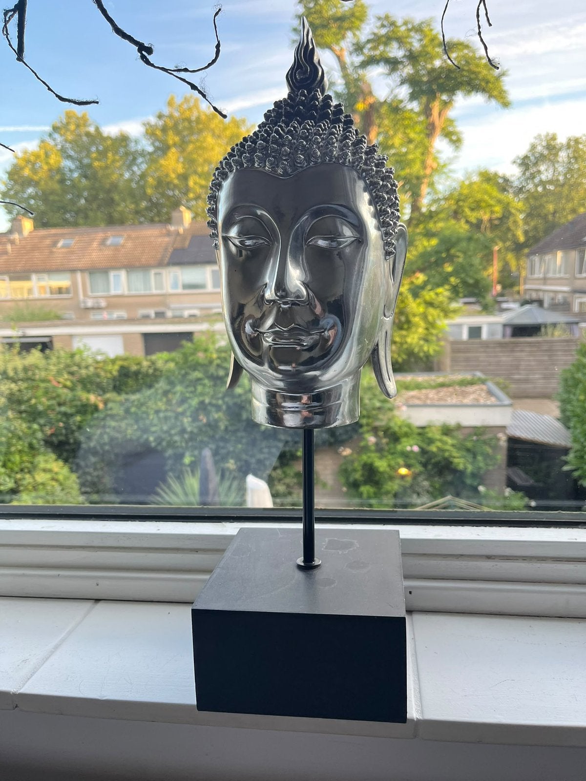 Groot zilverkleurig Boeddhahoofd op standaard – ca. 52 cm, Ophalen of Verzenden, Zo goed als nieuw