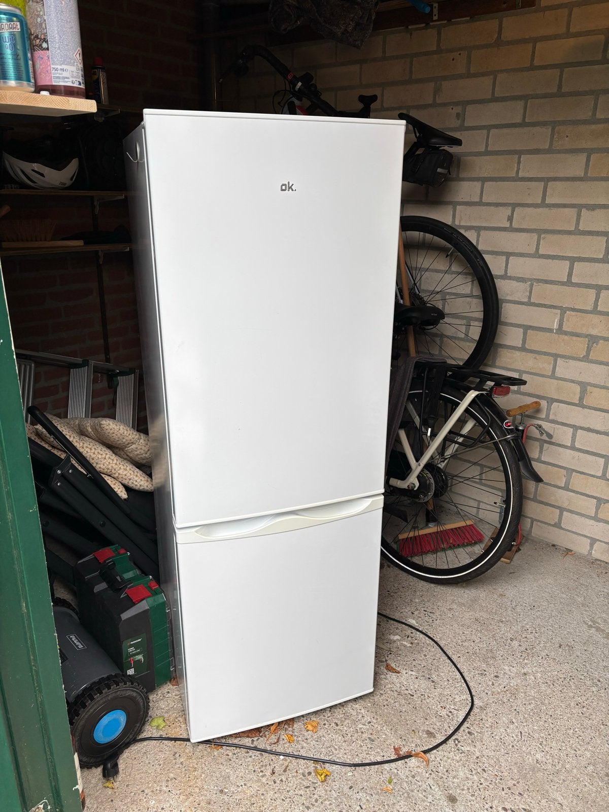 Koelkast met vriezer - Energielabel C - Wit (werkt perfect), Ophalen, 150 tot 200 liter, Gebruikt, Met aparte vriezer