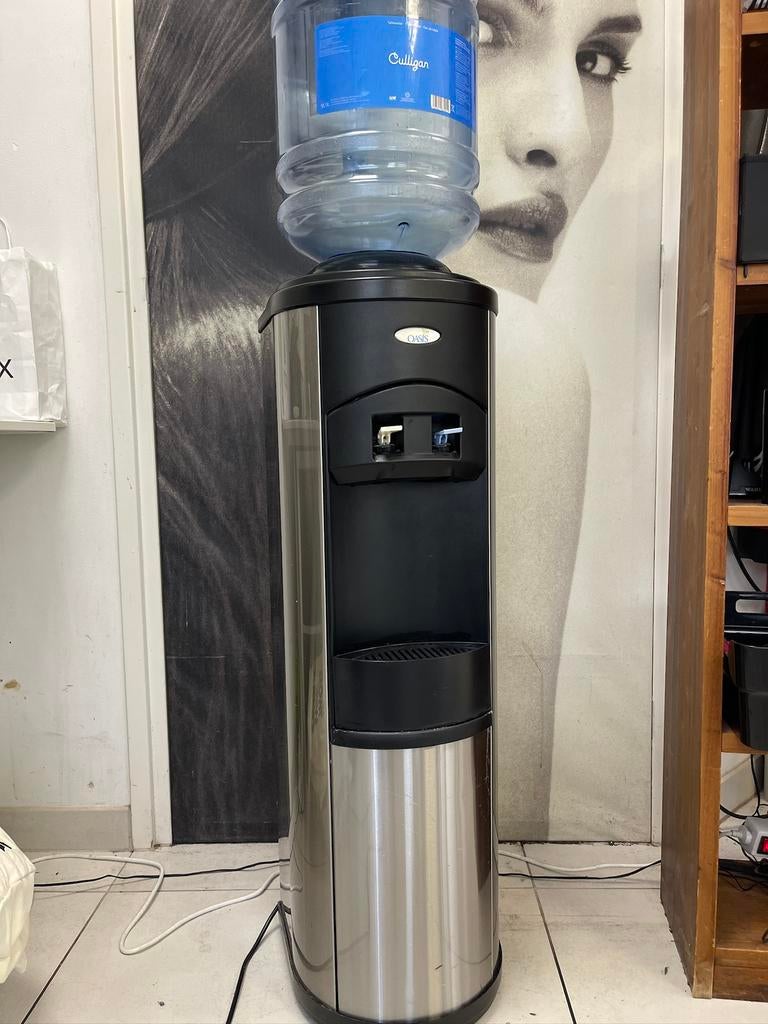 Culligan Waterkoeler, Ophalen, Gebruikt, Waterkoeler