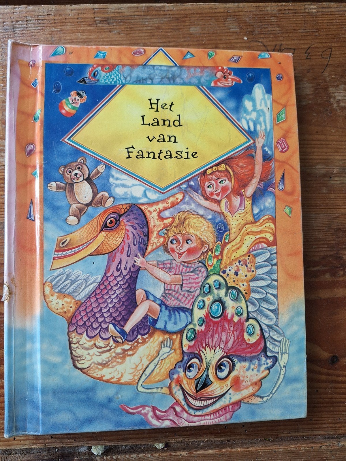 Het Land van Fantasie - Pop-up boek, Boeken, Ophalen of Verzenden, Gelezen, Fictie algemeen