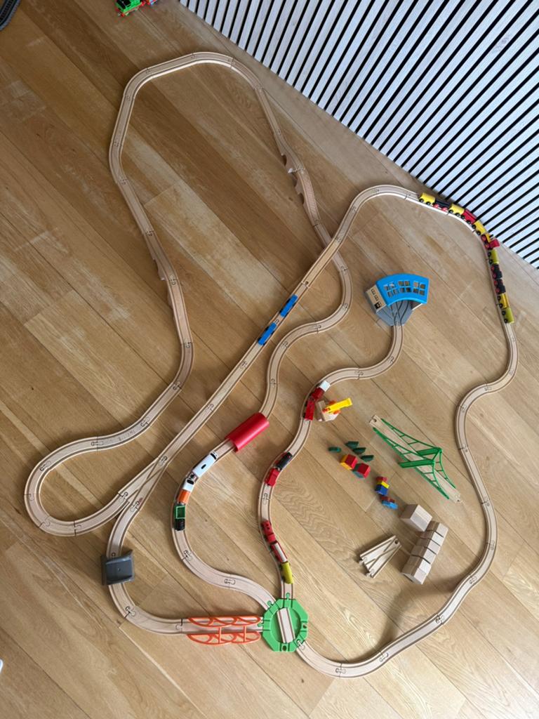 Lillabo houten treinset ikea treinbaan, Ophalen, Zo goed als nieuw
