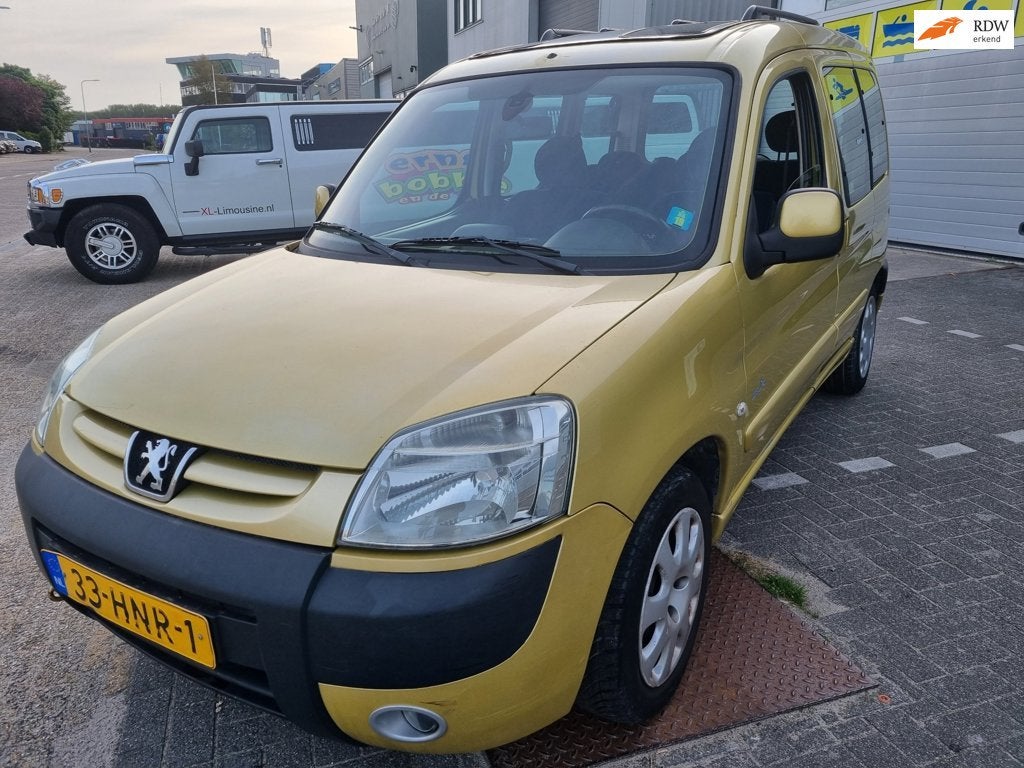 Peugeot Partner MPV 1.6-16V Zenith 4, Auto's, Gebruikt, Geel, Bedrijf, Handgeschakeld
