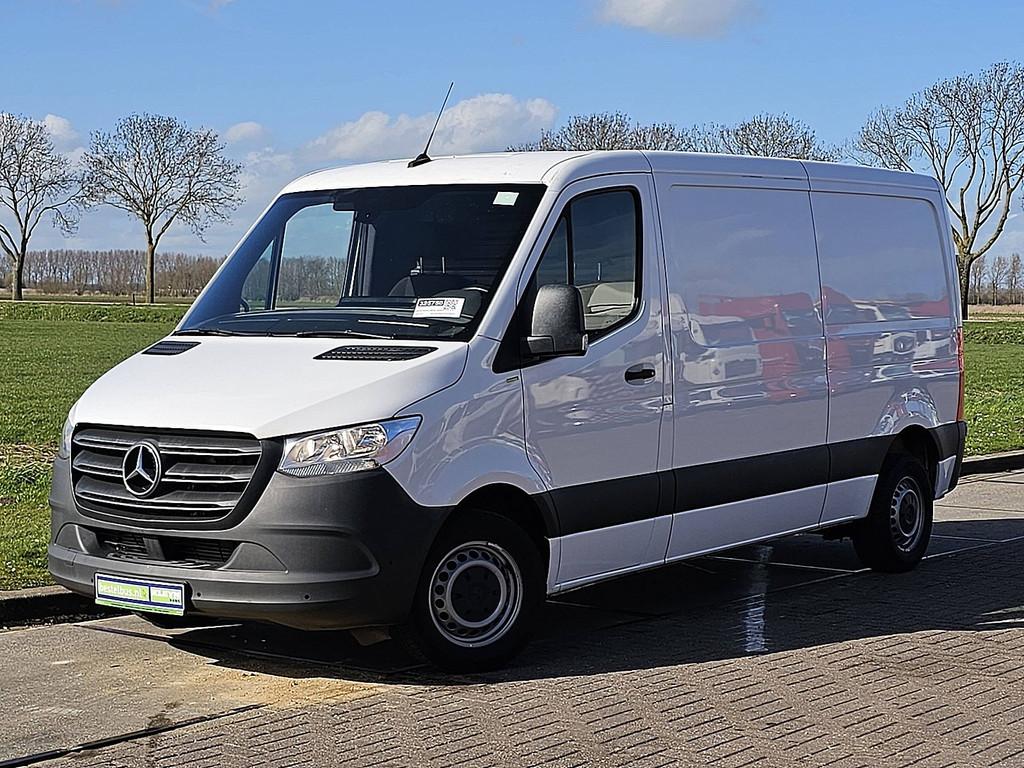 Mercedes-Benz Sprinter 314 L2H1 Airco, Navi, PDC, Camera, Mb, Stof, Gebruikt, 2000 kg, Wit