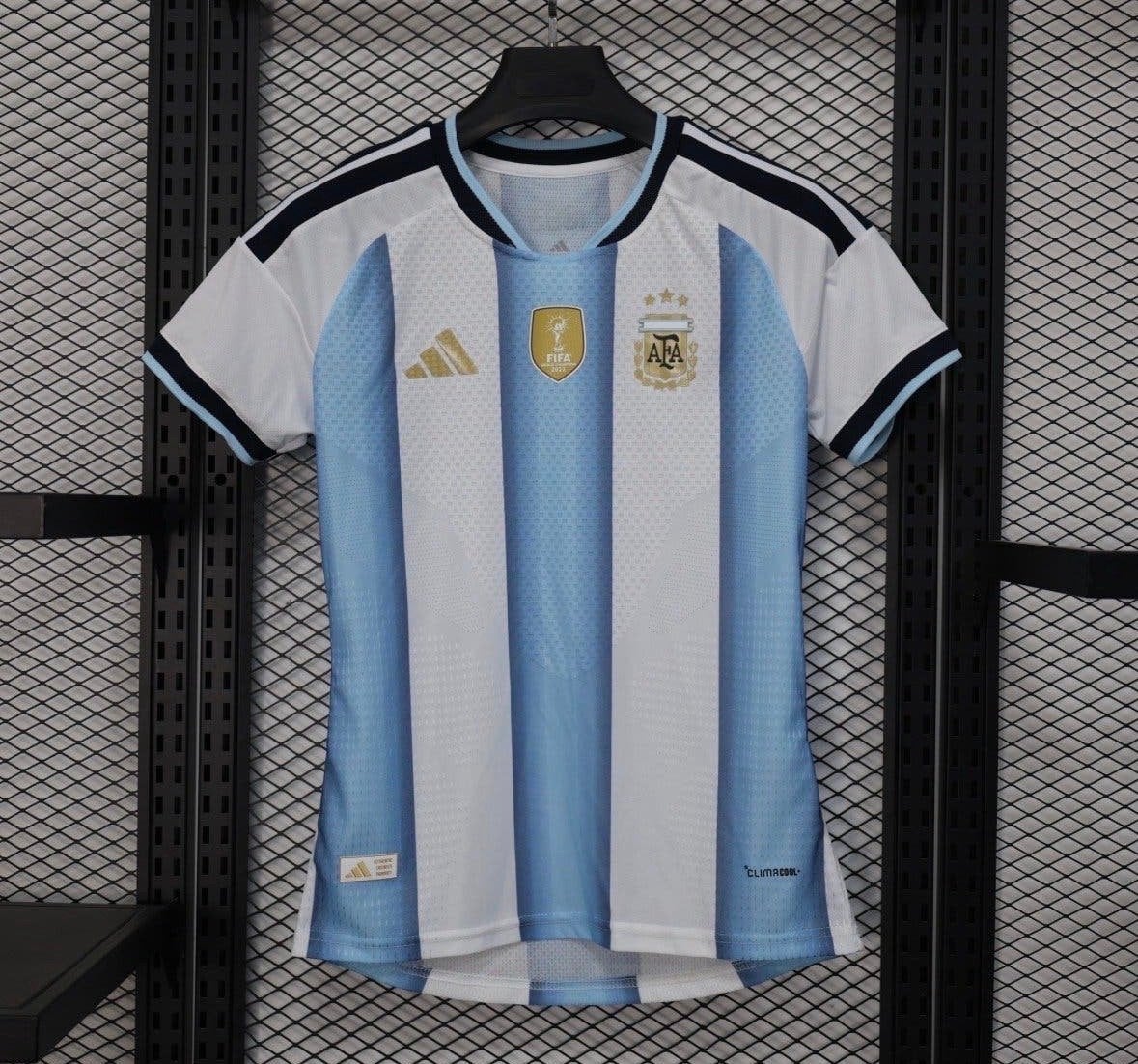 Argentinië WK 2026 Voetbalshirt - Alle maten beschikbaar, Kleding | Heren, Sportkleding, Meerkleurig, Nieuw, Overige maten, Ophalen of Verzenden