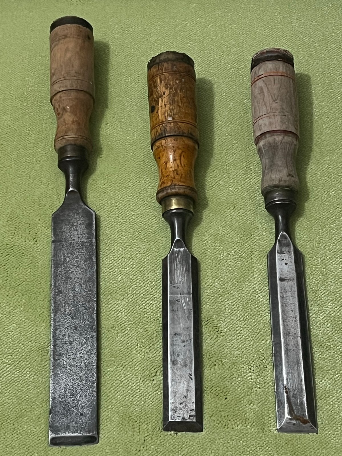 Vintage  Jern  Bolagate  Houtbeitels met Houten Handvatten, Antiek en Kunst, Antiek | Gereedschap en Instrumenten, Ophalen of Verzenden