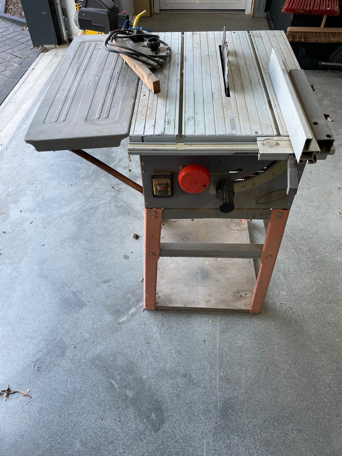 Einhell TKS 15/250 UV Zaagtafel, Doe-het-zelf en Verbouw, Gereedschap | Zaagmachines, Ophalen, Gebruikt, Cirkelzaag, 70 mm of meer