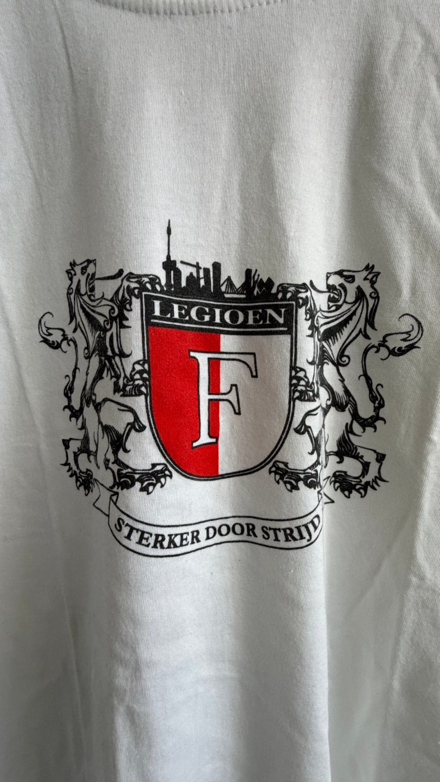 Origineel Feyenoord Legioen T-shirt - M -Sterker door Strijd, Ophalen of Verzenden, Zo goed als nieuw, Feyenoord, Shirt