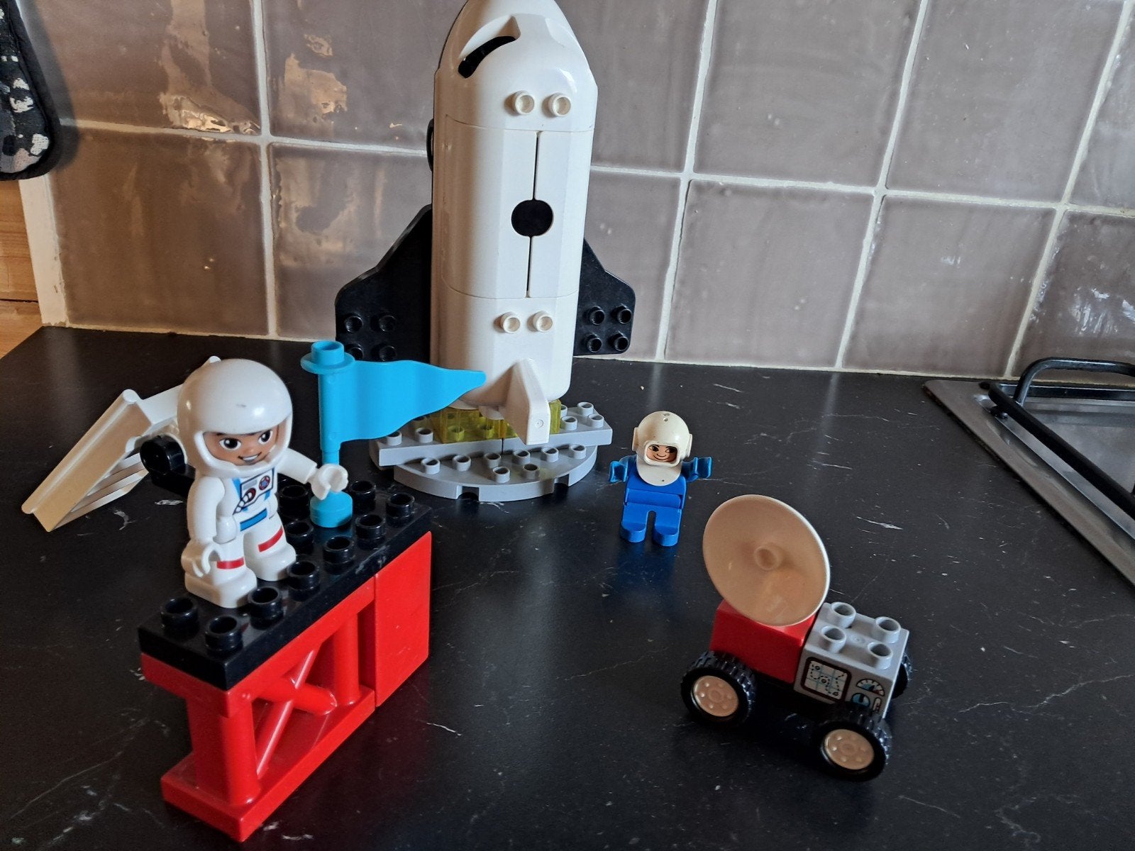 Duplo Spaceshuttel, Kinderen en Baby's, Speelgoed | Duplo en Lego, Ophalen of Verzenden, Zo goed als nieuw, Duplo