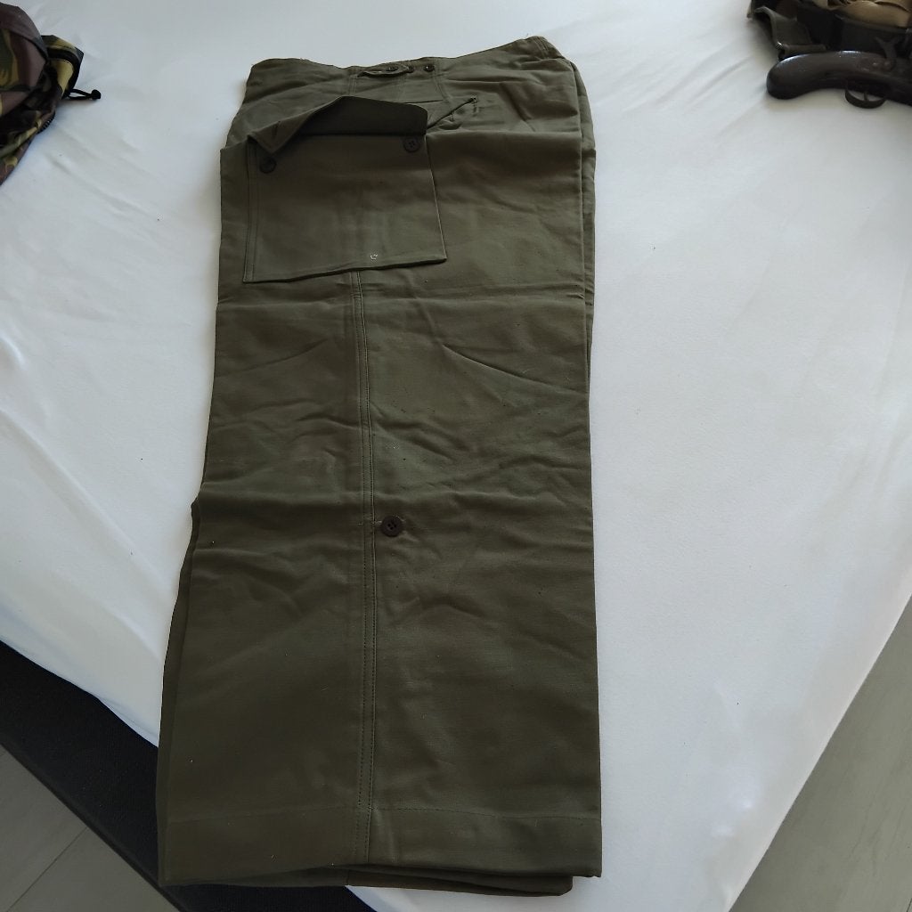 KL BUITENBROEKEN ZGAN, Verzamelen, Ophalen of Verzenden, Landmacht, Nederland, Kleding of Schoenen
