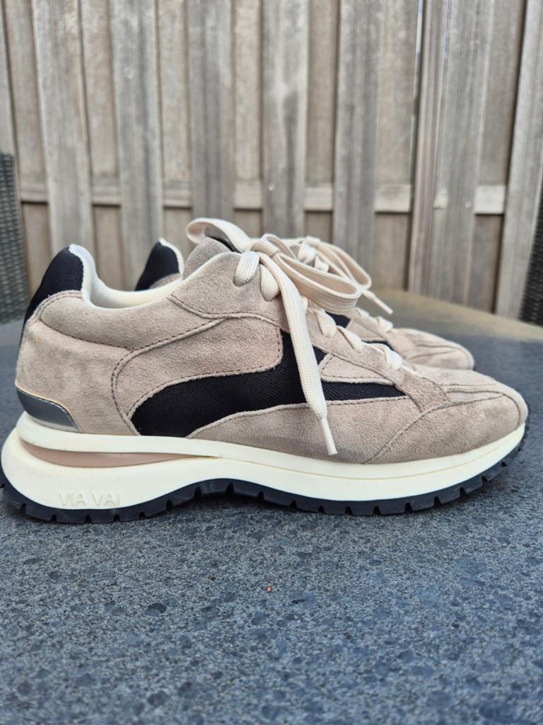 VIA VAI Usher Riggs sneakers maat 38, Ophalen, Beige, VIA VAI, Sneakers of Gympen