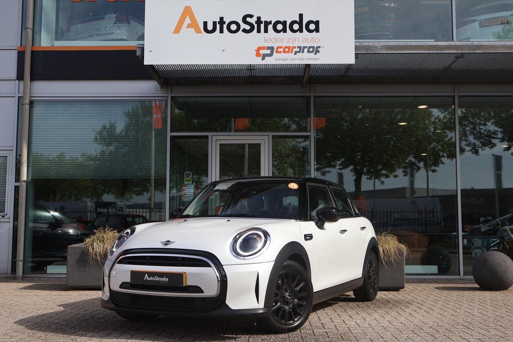 Mini Mini 5-Deurs (f55) 1.5 Camden Edition 136pk AUT I Clima, Auto's, Mini, Gebruikt, Met garantie (alle), Wit, Origineel Nederlands