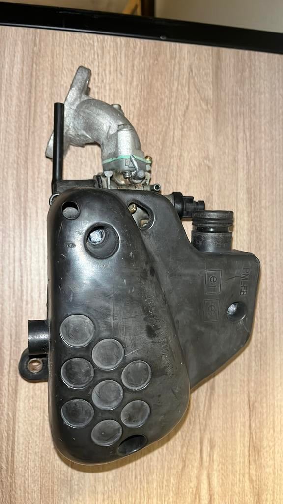 Speedfight 2 spruitstuk, carburateur en luchtfilter, Ophalen of Verzenden, Gebruikt, Carburateur, Peugeot