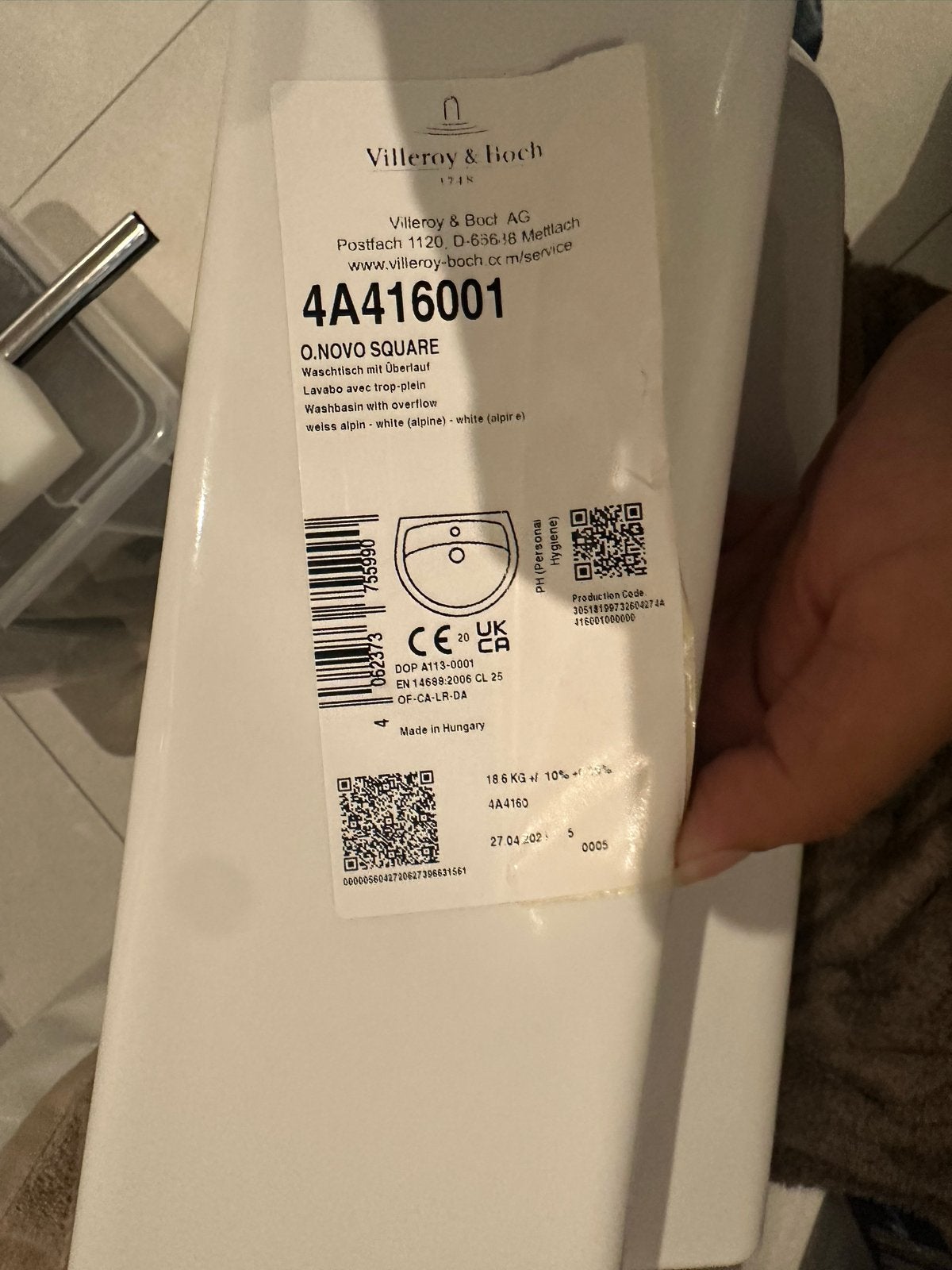 Villeroy & Boch O.NOVO SQUARE wastafel met overloop, Doe-het-zelf en Verbouw, Sanitair, Ophalen, Nieuw, Wastafel