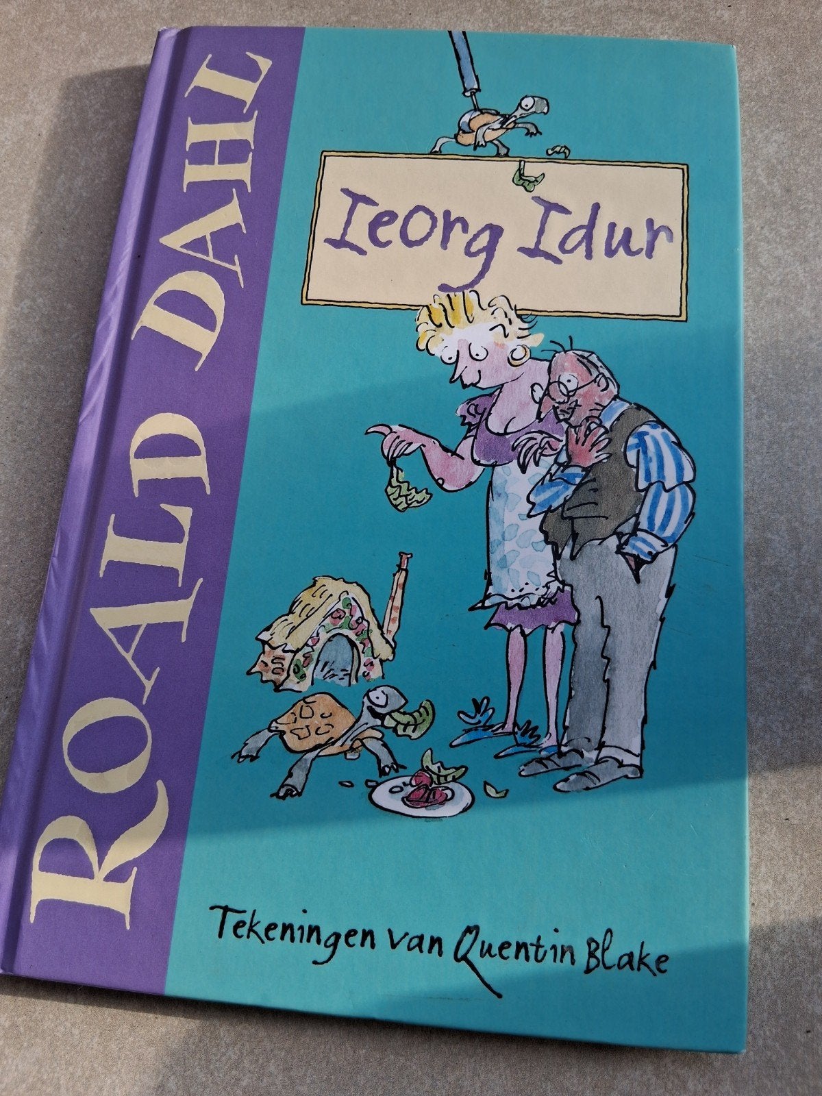 Roald Dahl - Ieorg Idur, Roald Dahl, Fictie algemeen, Ophalen of Verzenden, Zo goed als nieuw