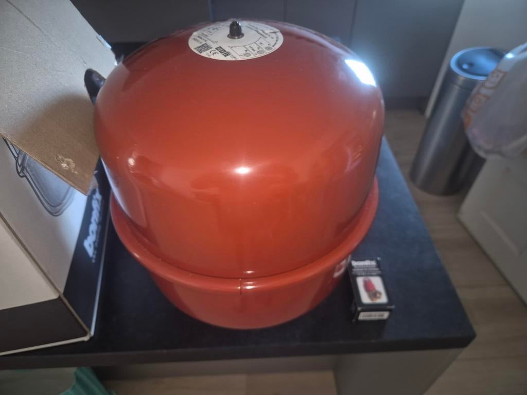Bonfix expansievat, Nieuw, Ophalen of Verzenden, Minder dan 3 jaar oud, Minder dan 20 liter