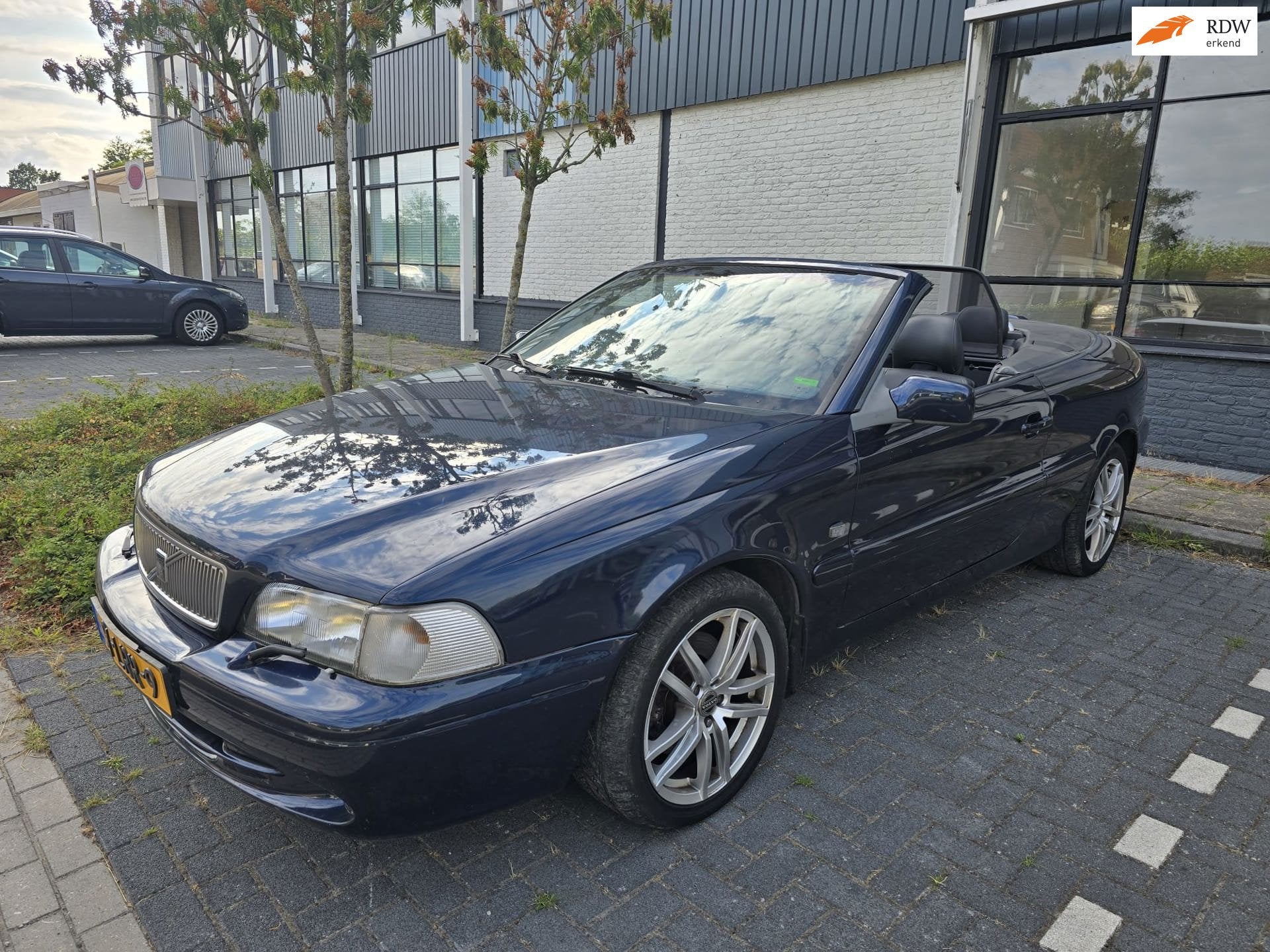 Volvo C70 Convertible 2.0 T Cabrio Airco, Voorwielaandrijving, C70, Gebruikt, Zwart