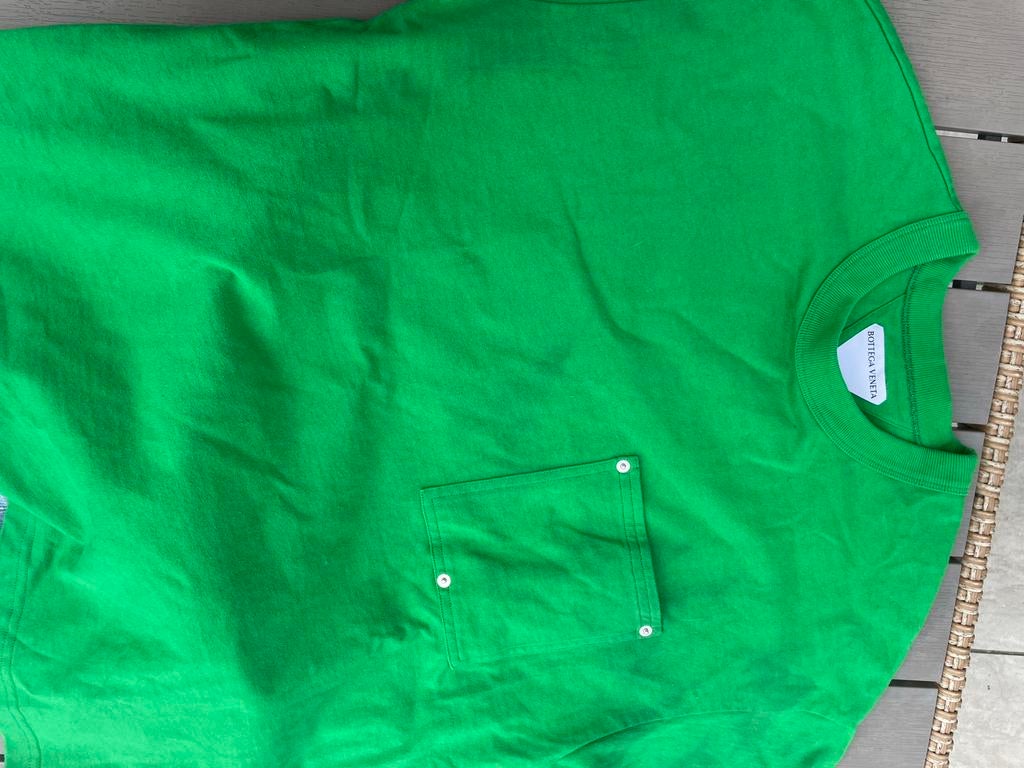 Bottega Veneta Groen T-shirt met Zakje, Ophalen of Verzenden, Zo goed als nieuw, Maat 48/50 (M), Groen