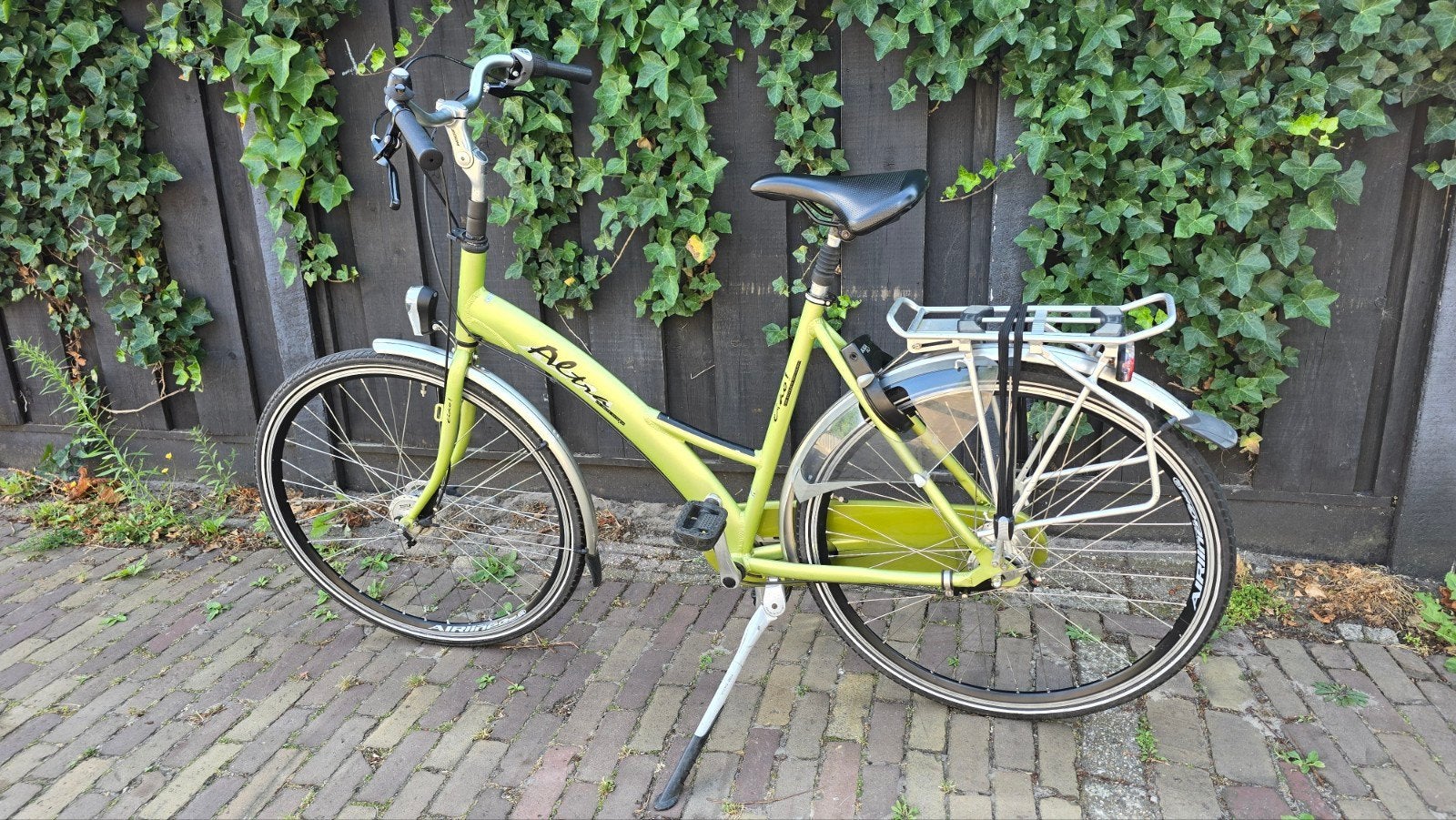Damesfiets Altra, 53 tot 56 cm, Versnellingen, Zo goed als nieuw, Ophalen