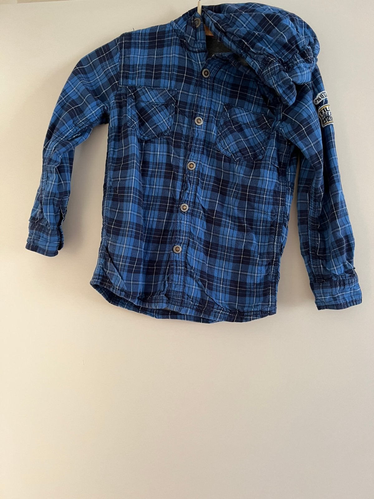 Nette Blauwe Houthakkers blouse met Lange Mouw maat  122, Ophalen of Verzenden, Gebruikt, Jongen, Overhemd of Blouse