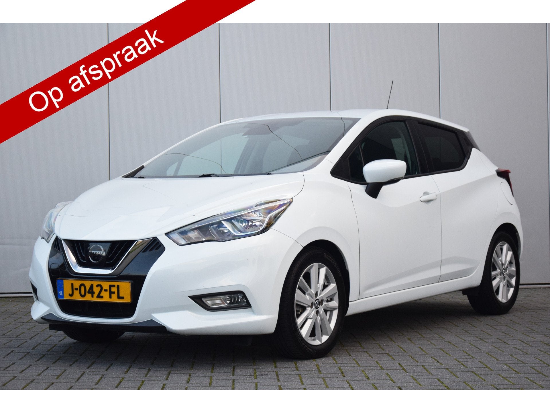 Nissan Micra 1.0 IG-T N-Connecta Navi/Camera/Carplay/Dab Pri, Auto's, Voorwielaandrijving, Euro 6, Wit, Origineel Nederlands