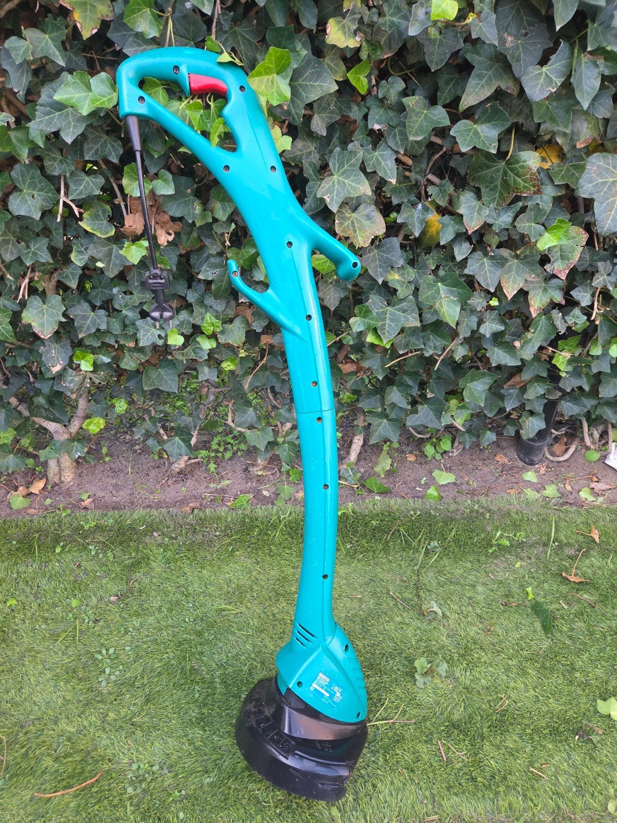 Bosch ART 23 Easytrim elektrische grastrimmer, Ophalen, Gebruikt, Elektrisch