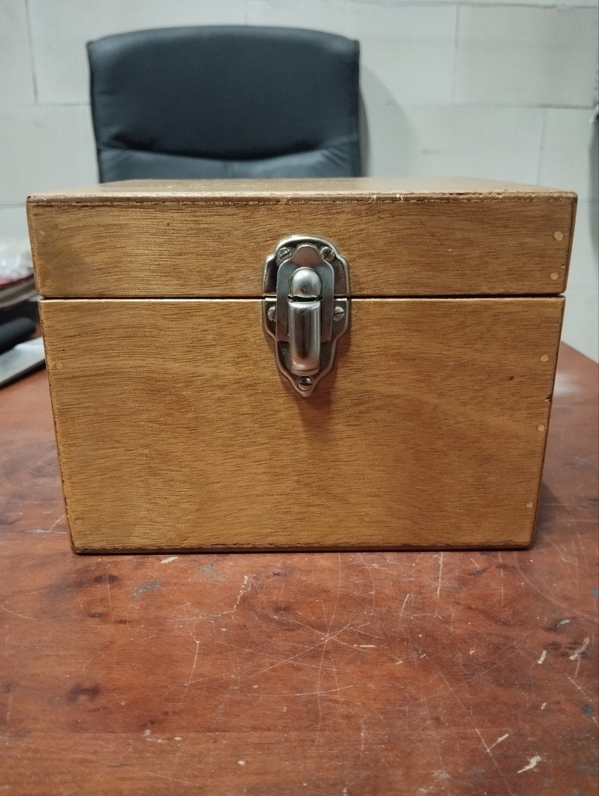 Vintage Houten kaartenbak met 3 vakken en systeemkaarten A6, Ophalen of Verzenden, Gebruikt