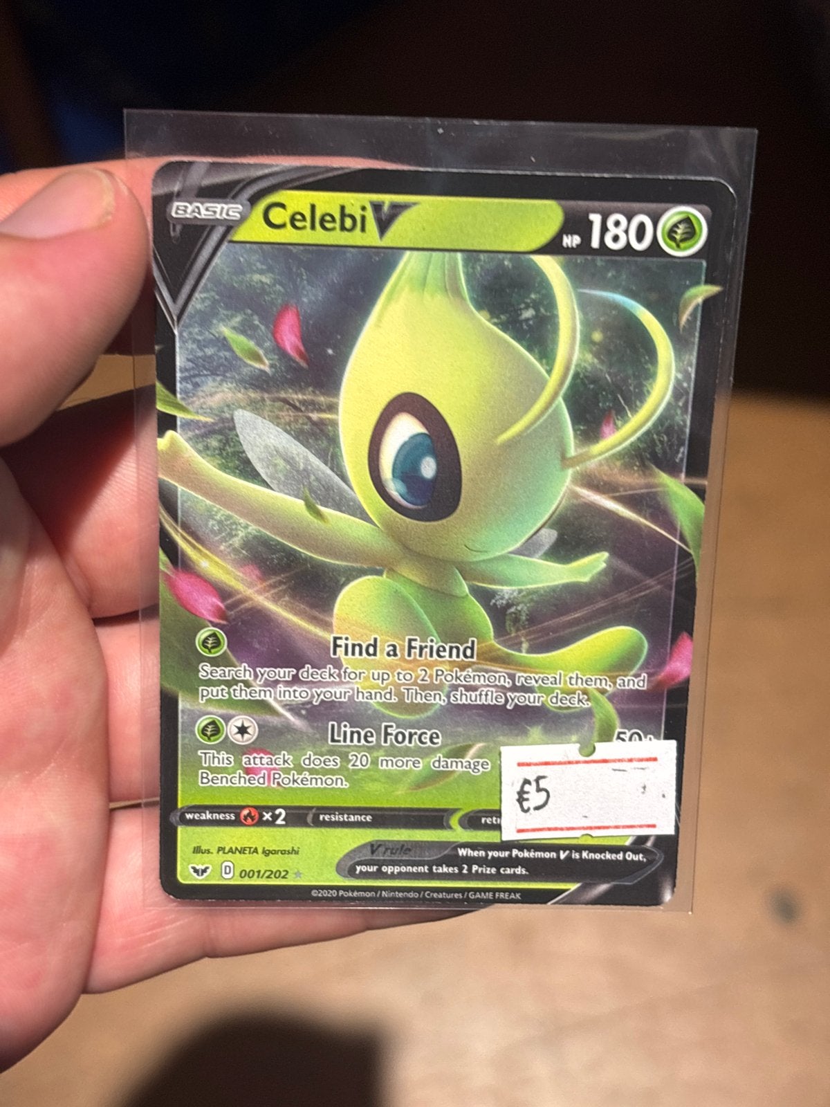 Celebi V - Pokémon Kaart (001/202), Ophalen of Verzenden, Zo goed als nieuw, Losse kaart, Foil