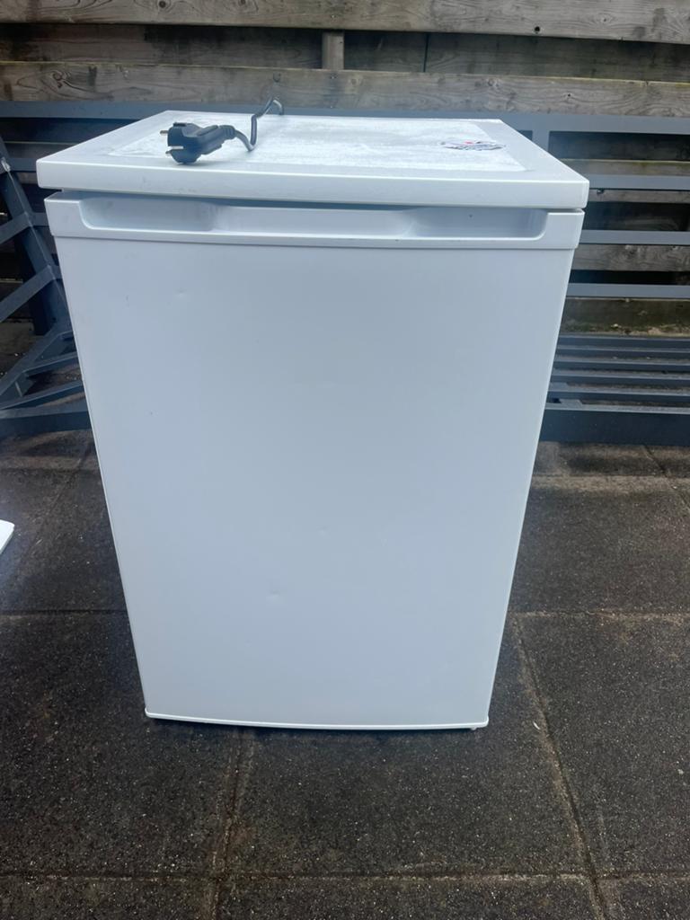 IKEA LÅGAN Koelkast met vriesvak - Energiezuinig, Witgoed en Apparatuur, 100 tot 150 liter, Energieklasse A of zuiniger, 45 tot 60 cm