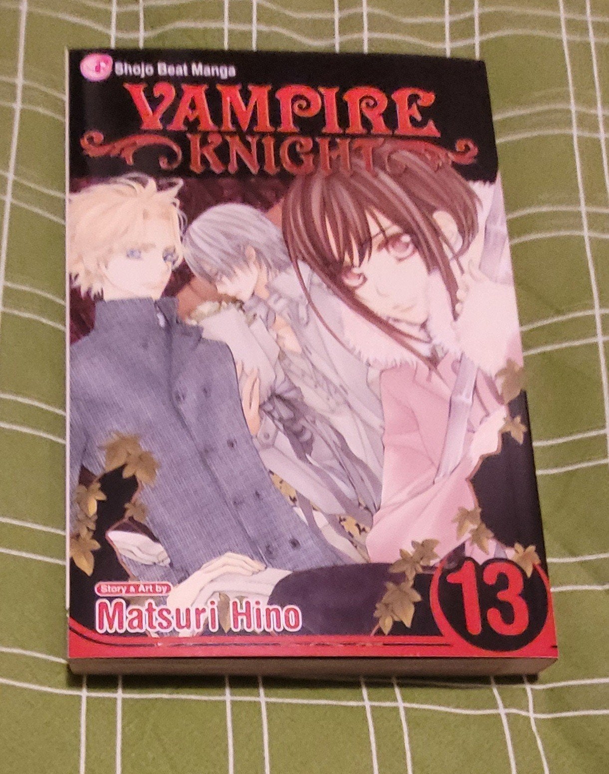 Manga Vampire Knight vol. 13, Eén comic, Ophalen of Verzenden, Zo goed als nieuw, Japan (Manga)