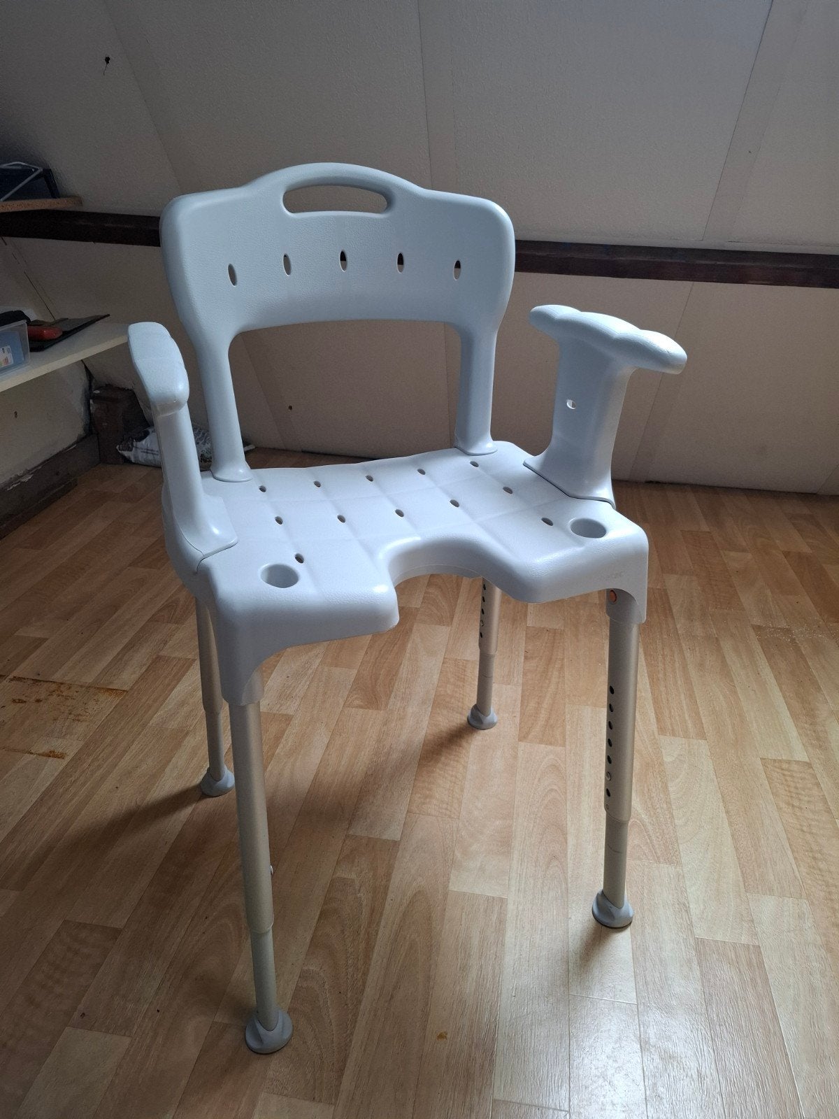 ETAC Swift douchestoel. 25 euro., Ophalen, Zo goed als nieuw