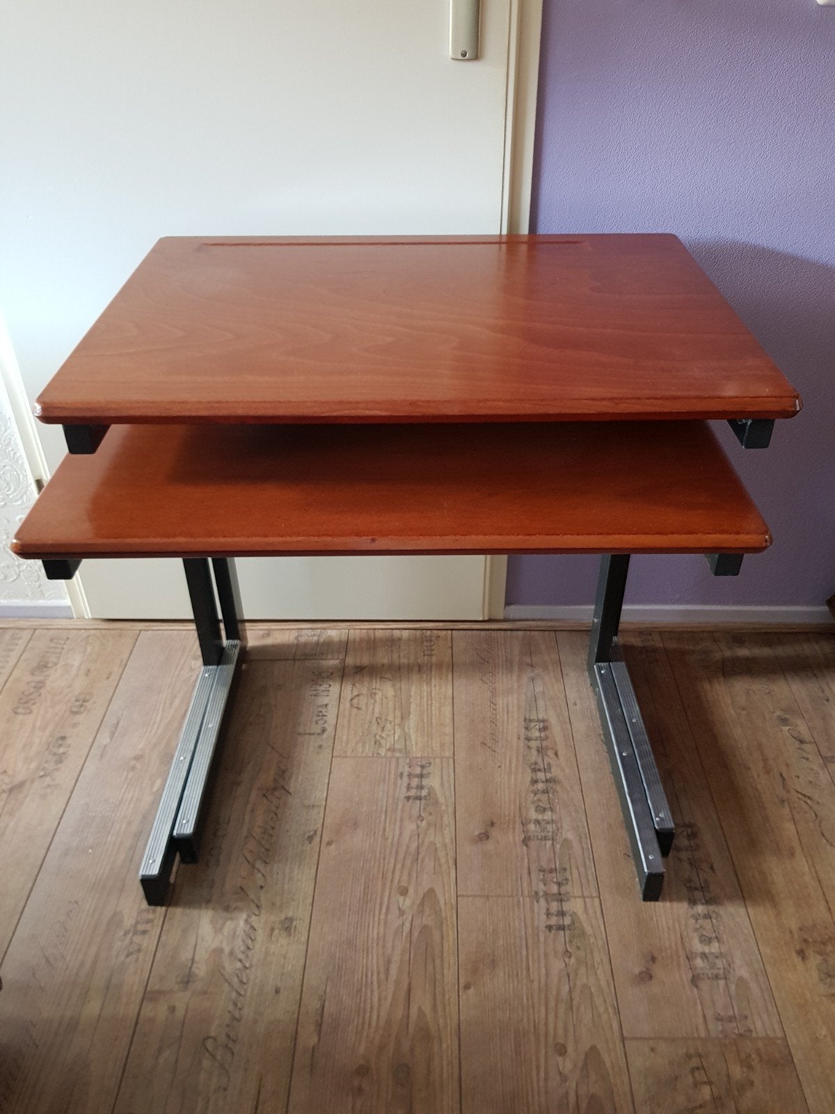 Oude schooltafel / industrieel bureau 2 stuks, Ophalen, Zo goed als nieuw, 70 tot 120 cm