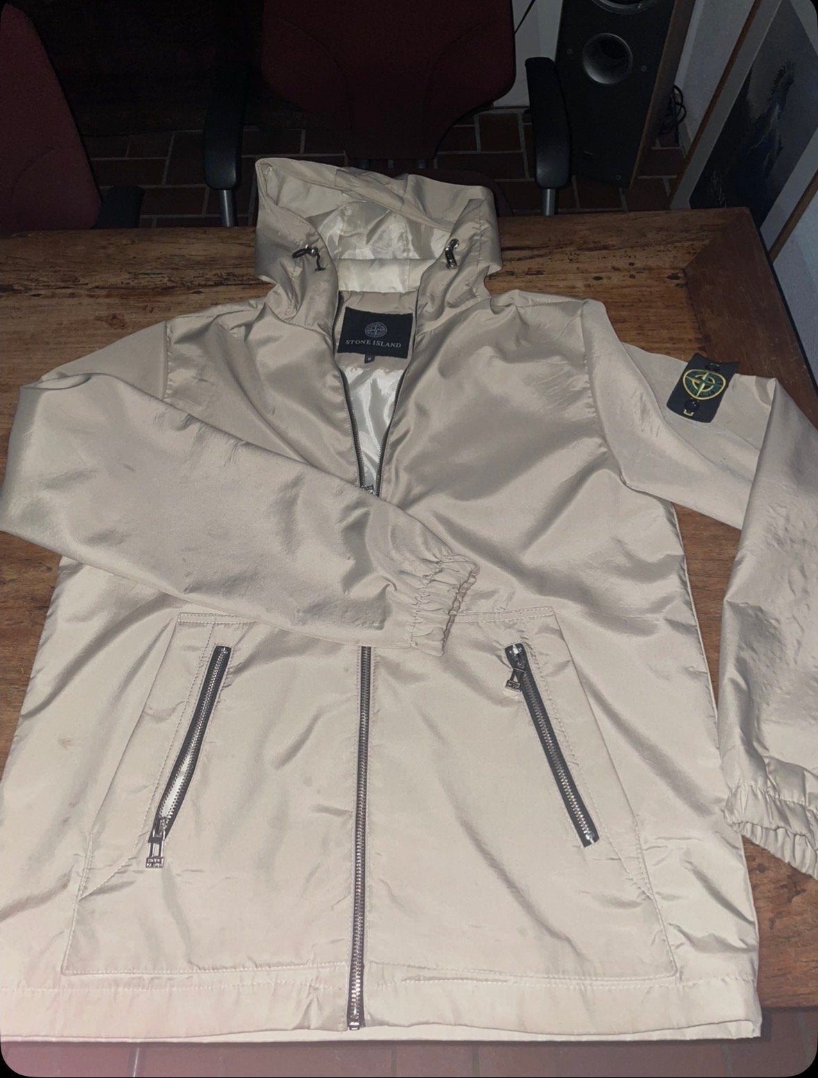 Stone Island jas beige maat M, Ophalen of Verzenden, Zo goed als nieuw, Maat 48/50 (M), Beige