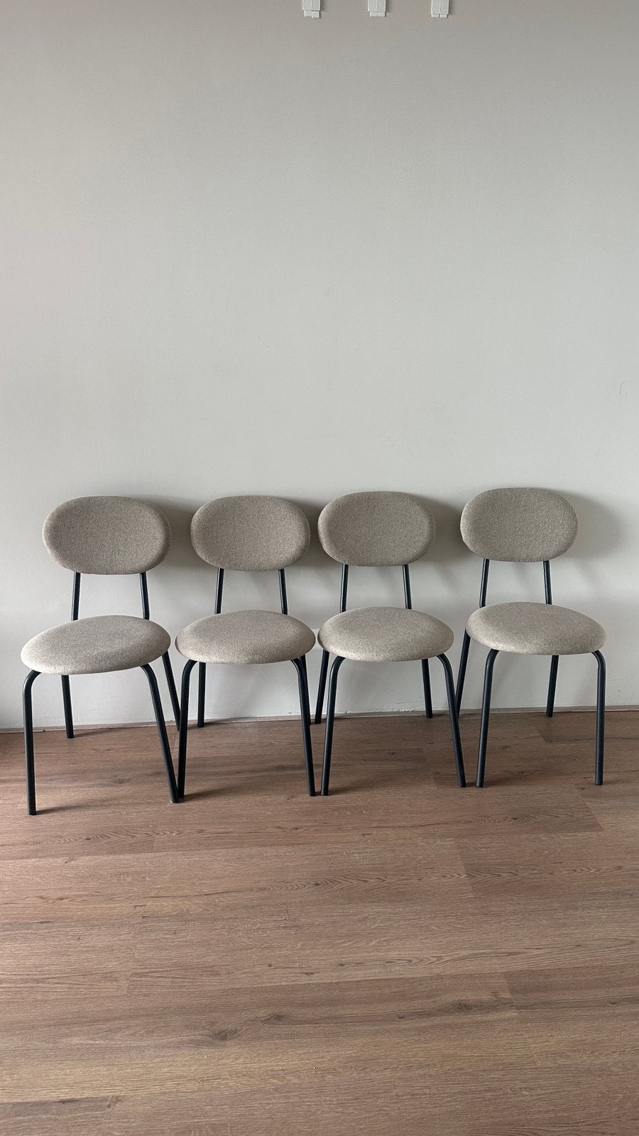 4 Eetkamer stoelen, Ophalen, Japandi, Bruin, Zo goed als nieuw