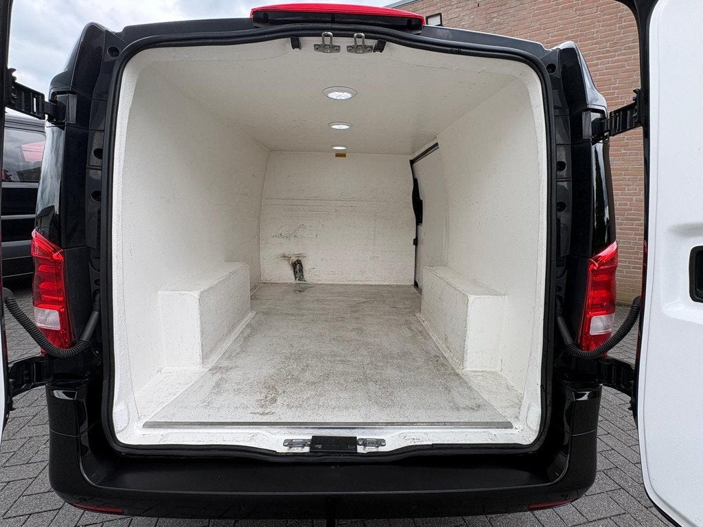 Mercedes-Benz Vito 116CDI 164PK 7G-Tronic Lang / Geïsoleerd, Auto's, Automaat, Gebruikt, 4 cilinders, Zwart
