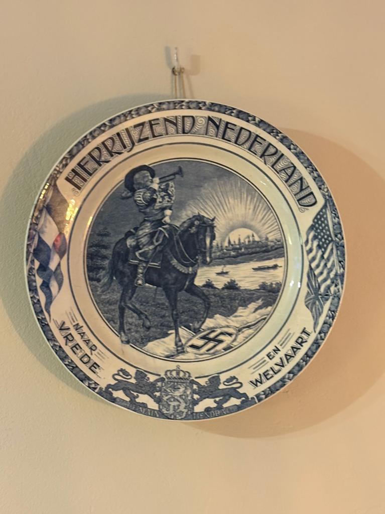 Uniek Zeldzaam Vintage Bevrijdingsbord ‘45 Société Céramique, Ophalen of Verzenden