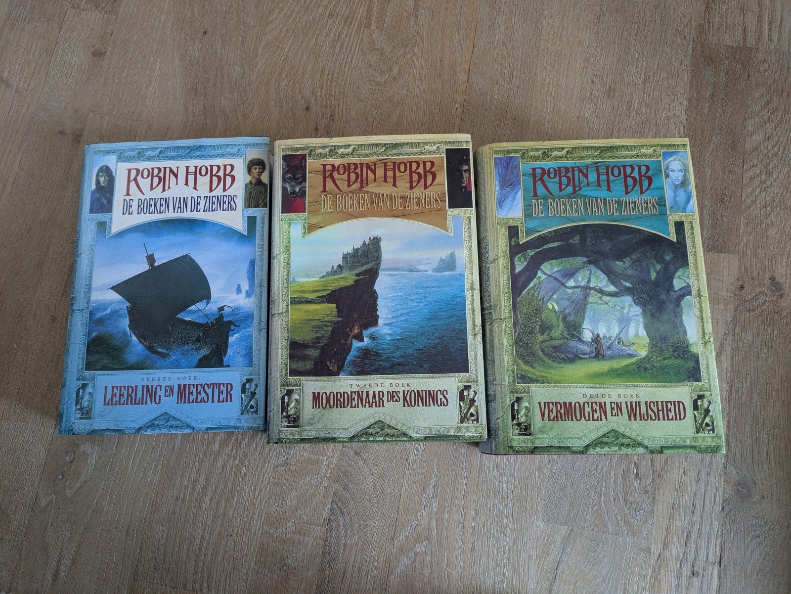 Robin Hobb: De Boeken van de Zieners (Trilogie), Ophalen, Gelezen, Robin Hobb
