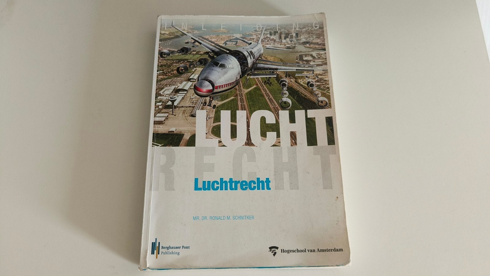 Luchtrecht - Dr. Ronald M. Schrijver, Boeken, Studieboeken en Cursussen, Ophalen of Verzenden, Zo goed als nieuw, MBO, Gamma