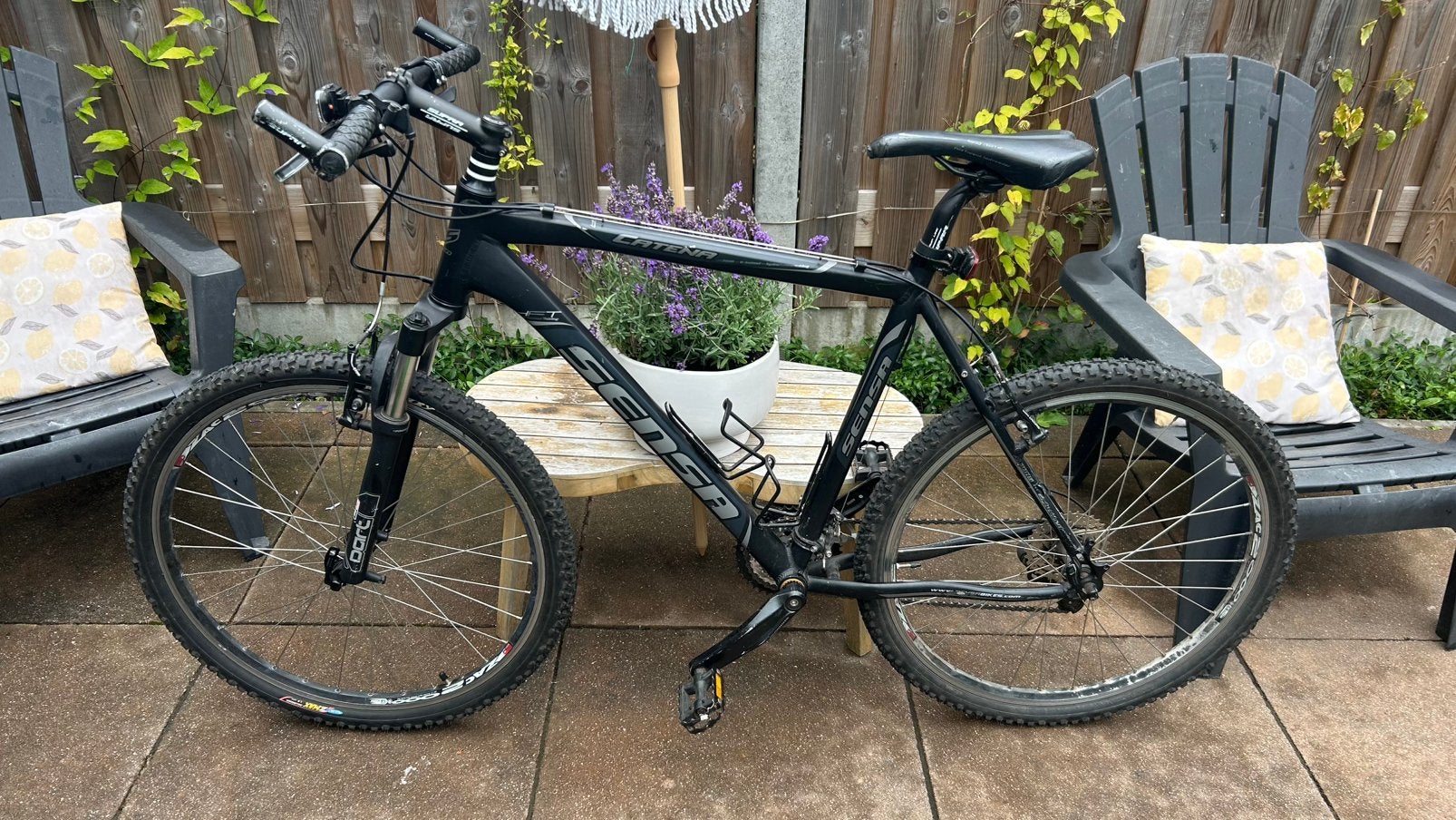 Sensa mtb 26 inch banden en 21 inch frame, 53 tot 57 cm, Ophalen, Zo goed als nieuw, Overige merken