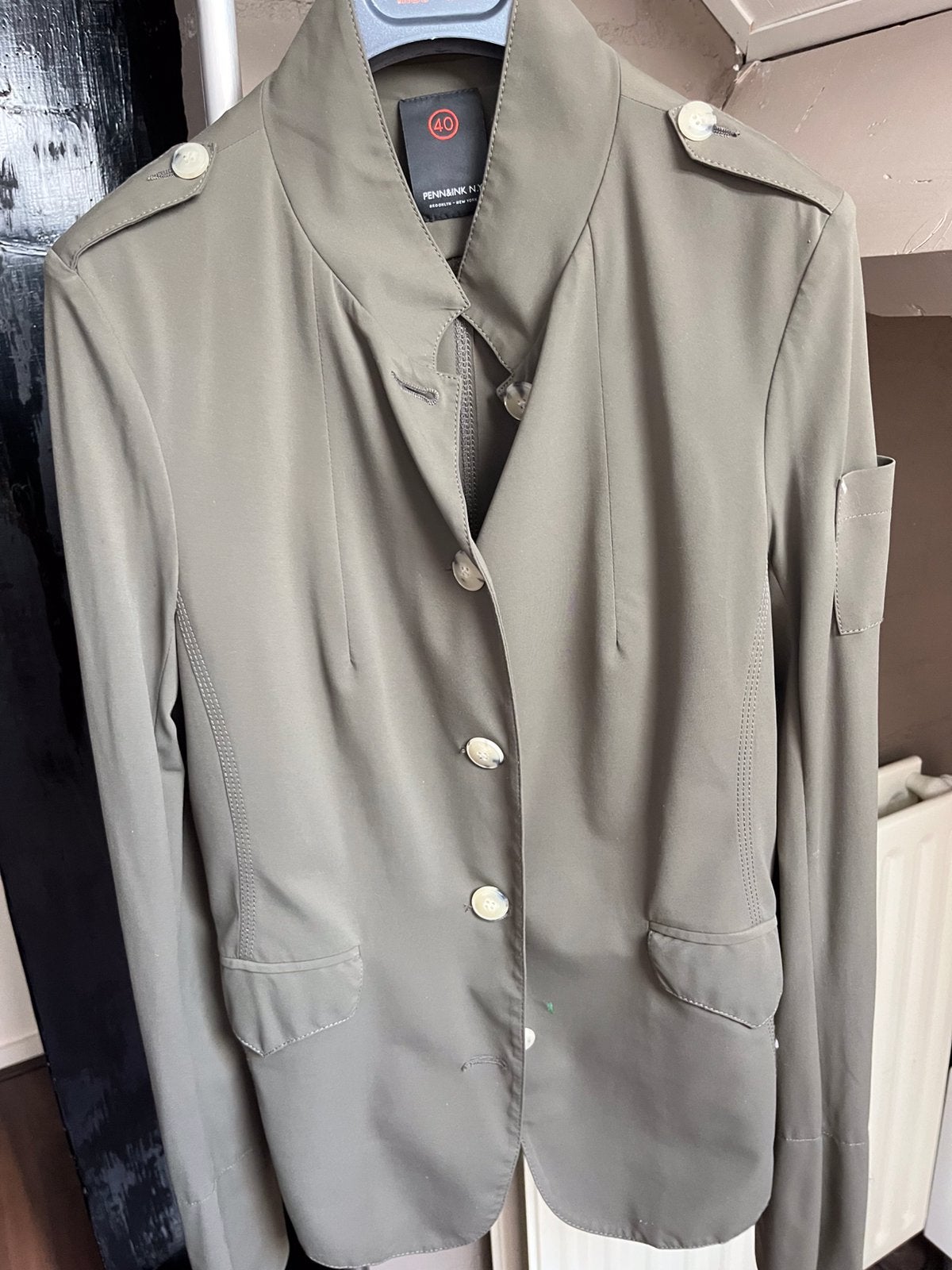 Travel pak van penn&ink groen, Kleding | Dames, Maat 38/40 (M), Kostuum of Pak, Ophalen of Verzenden, Zo goed als nieuw